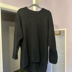 Old Navy Women's Charcoal Crew Neck Sweater